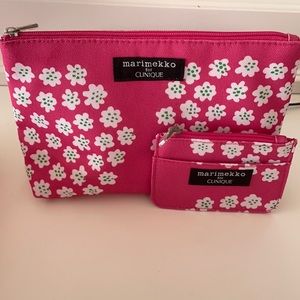 Clinique Makeup/ Travel Bag Set